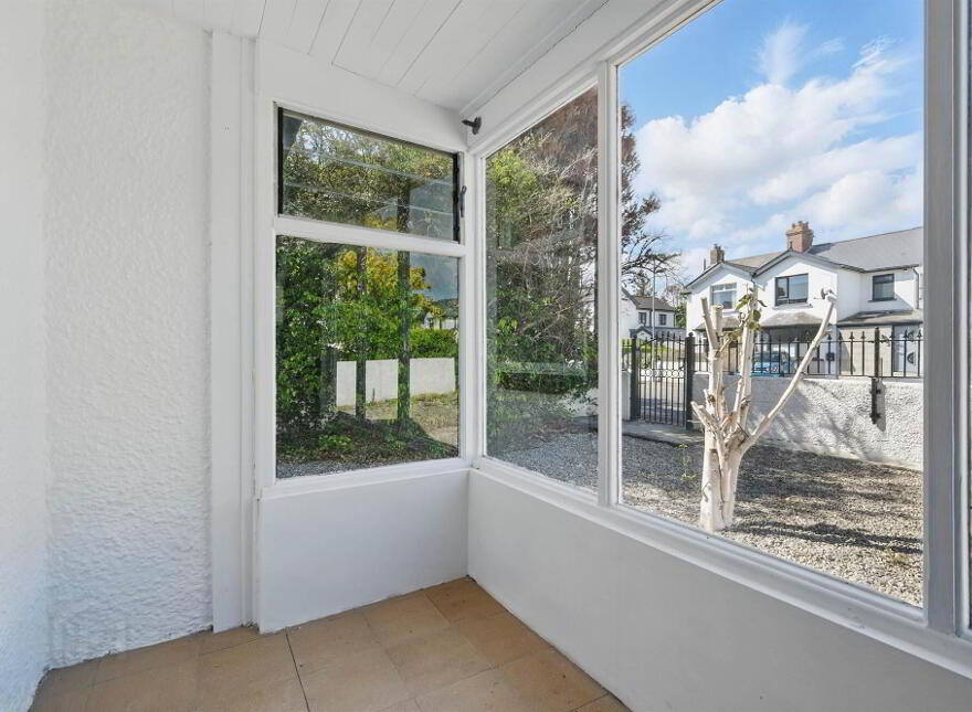 17 Godfrey Avenue, Ballyholme, Bangor, BT20 5LS