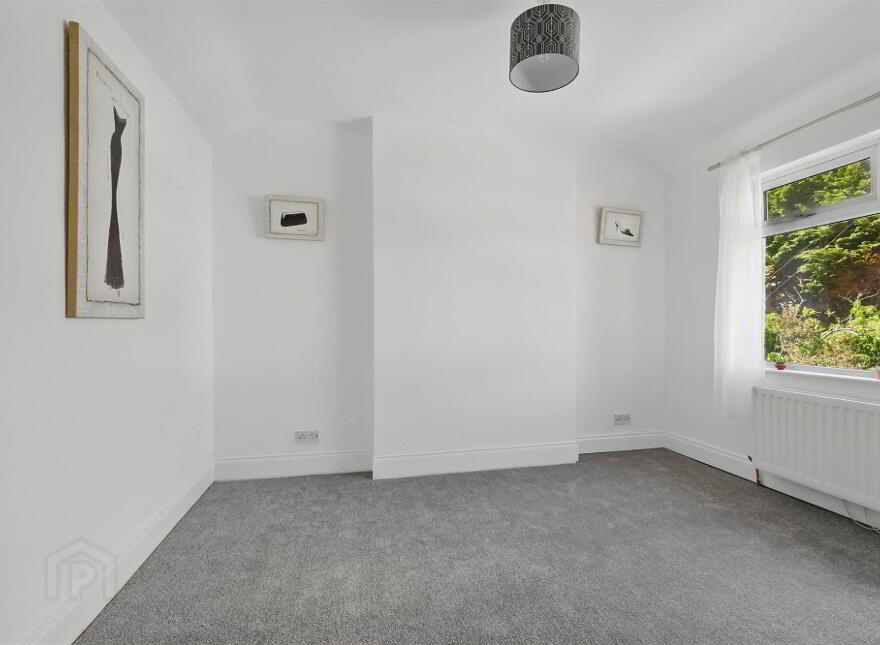 17 Godfrey Avenue, Ballyholme, Bangor, BT20 5LS