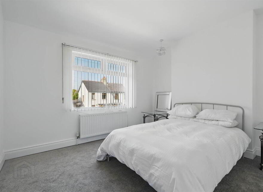 17 Godfrey Avenue, Ballyholme, Bangor, BT20 5LS