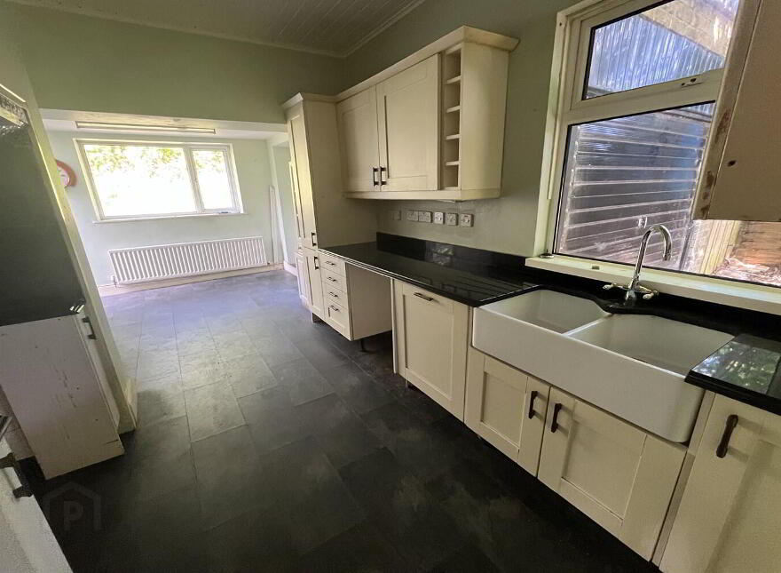 668 Shore Road, Belfast, BT15 4HG