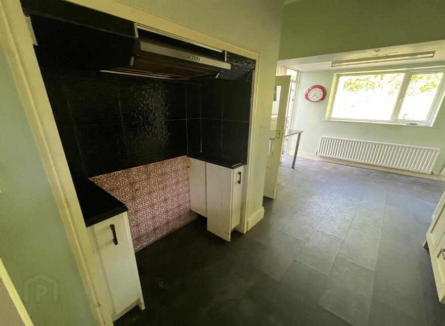 668 Shore Road, Belfast, BT15 4HG