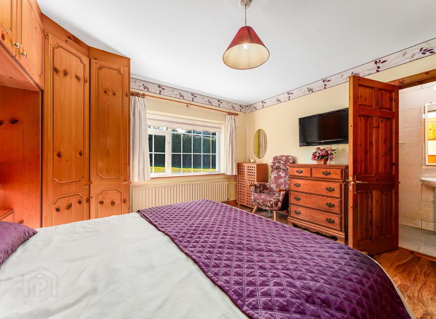 Hillcrest, Highdown Hill, Newcastle, Dublin, D22T026