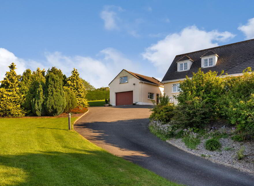Hillcrest, Highdown Hill, Newcastle, Dublin, D22T026