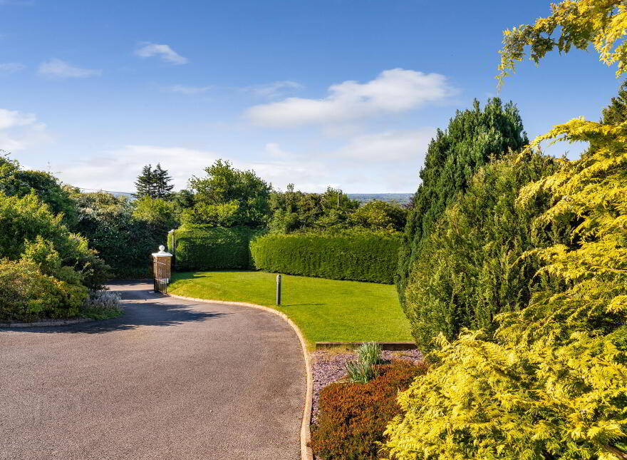 Hillcrest, Highdown Hill, Newcastle, Dublin, D22T026
