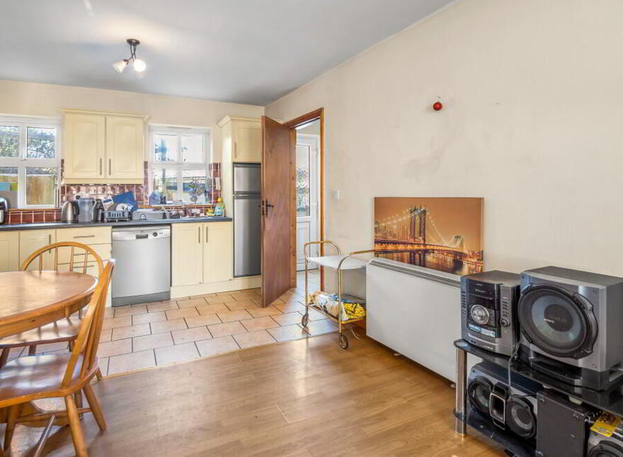 No 1 Caryn Place, Market Lane, Clifden