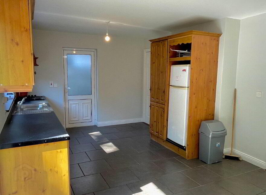 7 Willowbrook, Killarney Road, Abbeyfeale, V94K76R