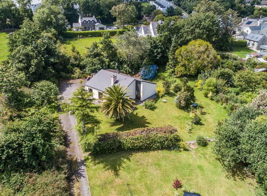 Summerfield, Colla Road, Schull, West, P81D402 photo