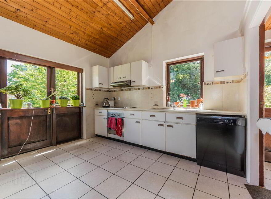 Summerfield, Colla Road, Schull, West, P81D402