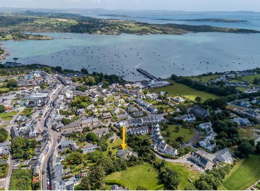 Summerfield, Colla Road, Schull, P81D402