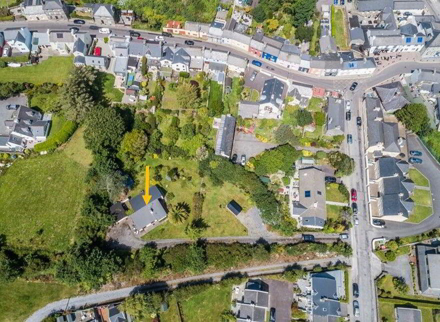 Summerfield, Colla Road, Schull, P81D402