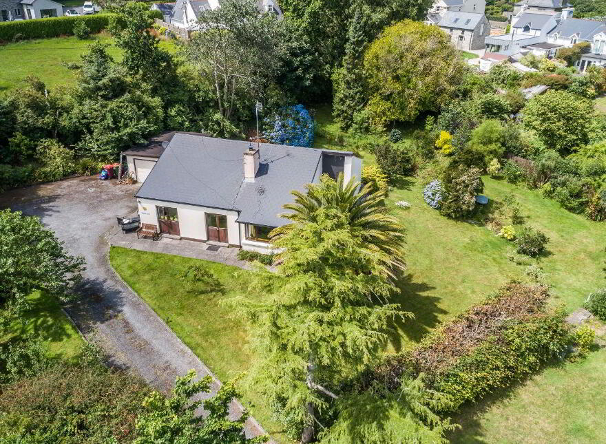 Summerfield, Colla Road, Schull, P81D402