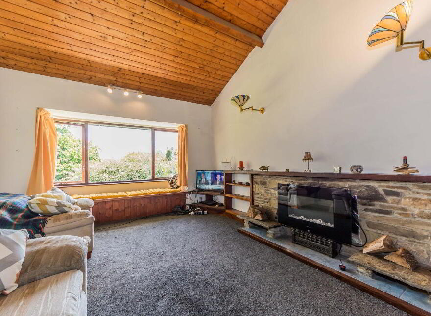 Summerfield, Colla Road, Schull, P81D402