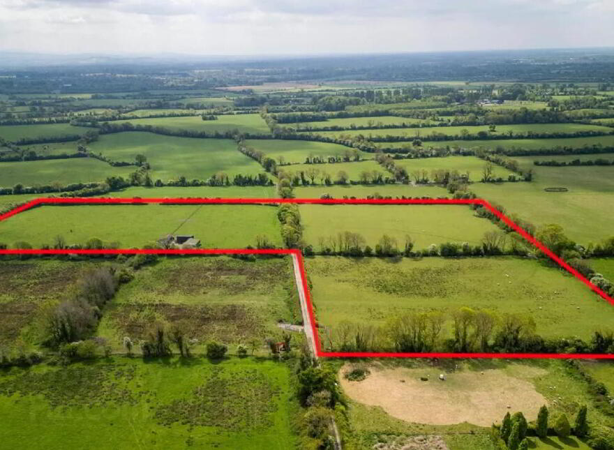 Lands At Waynestown, Approx, 7.37 Ha / 18, 21 Acres, Dunboyne photo