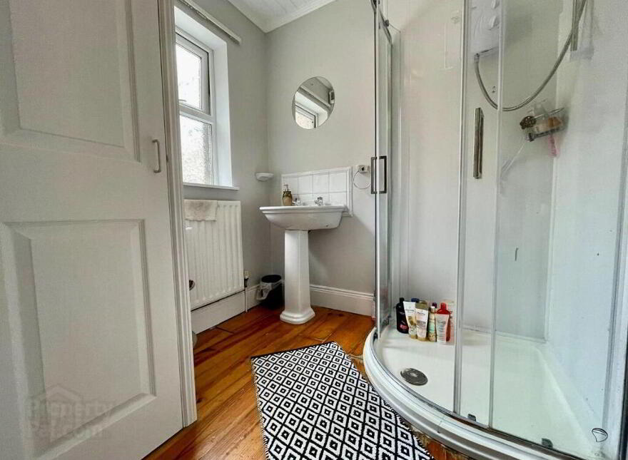 41 Lower Windsor Avenue, Belfast, BT9 7DW