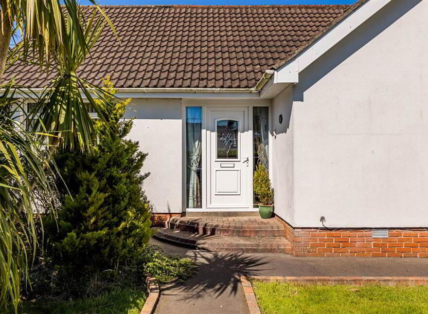13 Station Road, Carnalea, Bangor, BT19 1HD