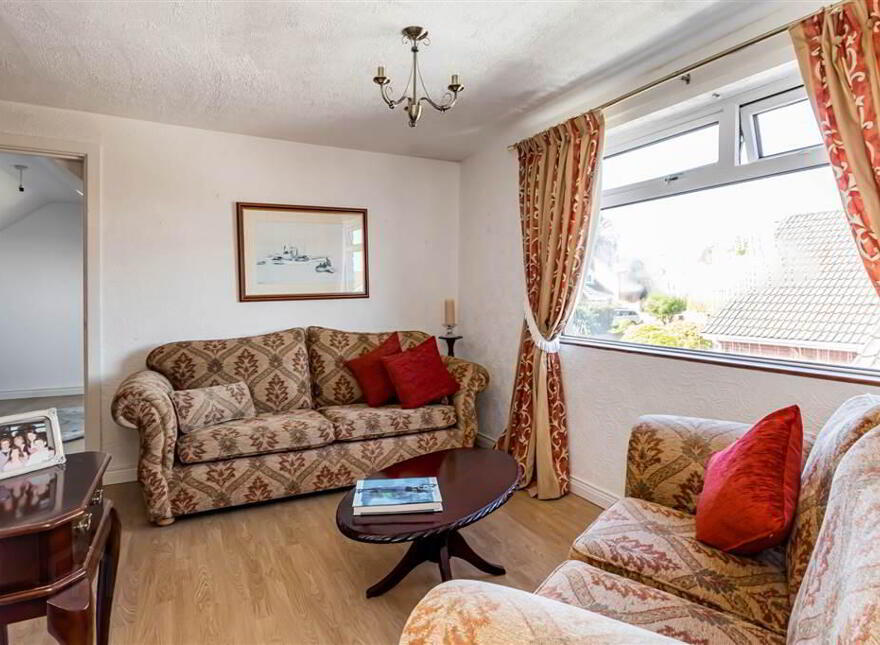 13 Station Road, Carnalea, Bangor, BT19 1HD