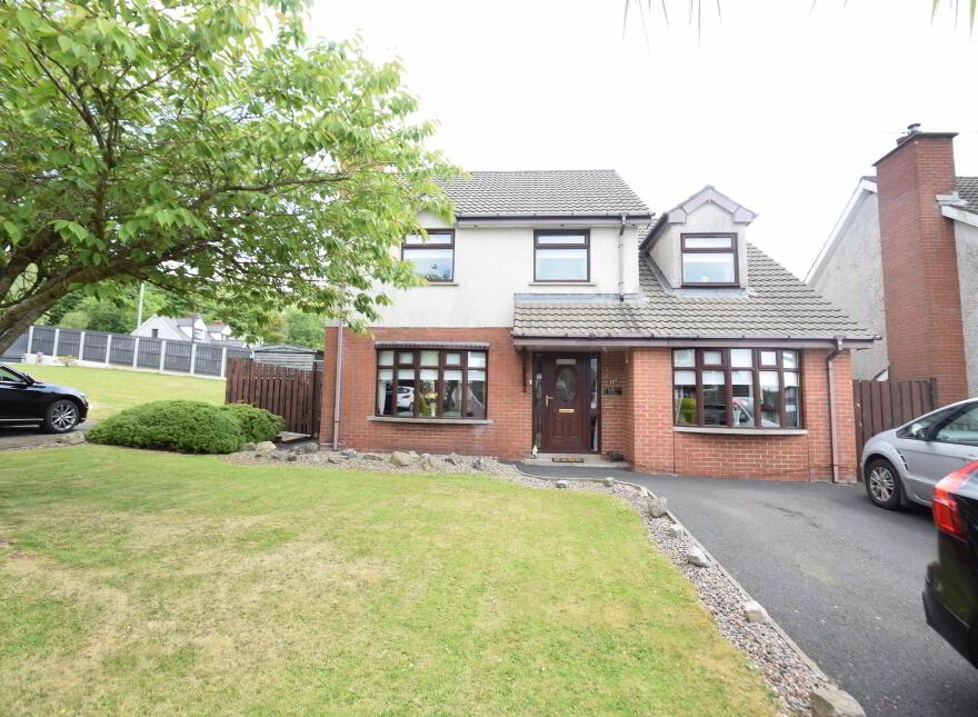 17a Hawthorn Hill, Belfast, BT17 0NX photo