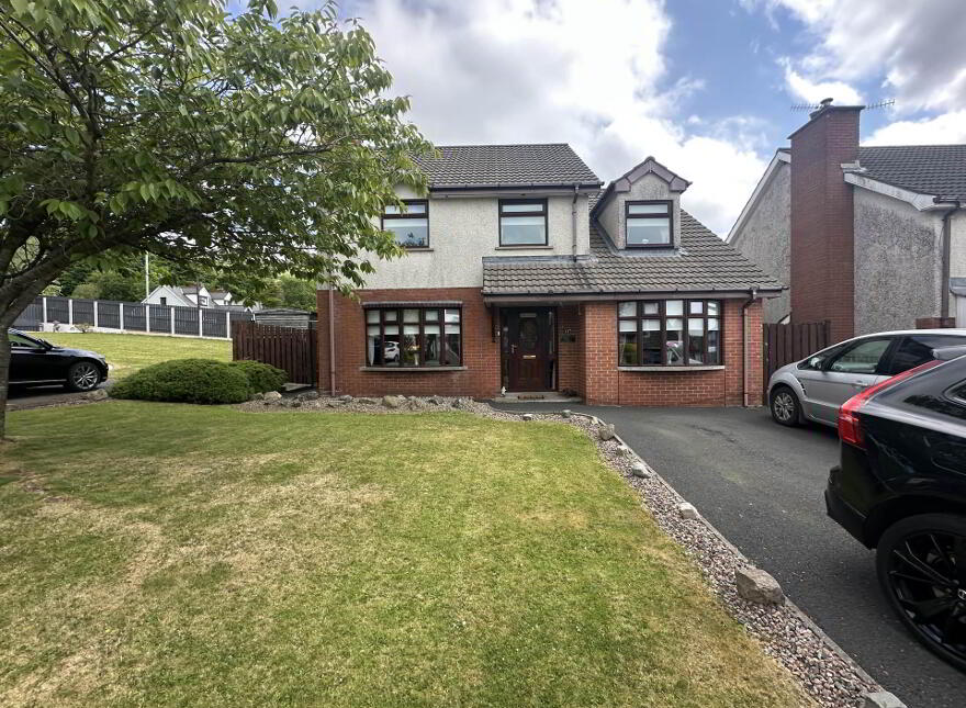 17a Hawthorn Hill, Belfast, BT17 0NX photo