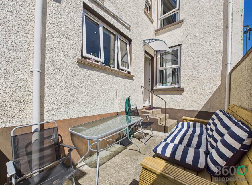 128 Cullybackey Road, Ballymena, BT43 5DG