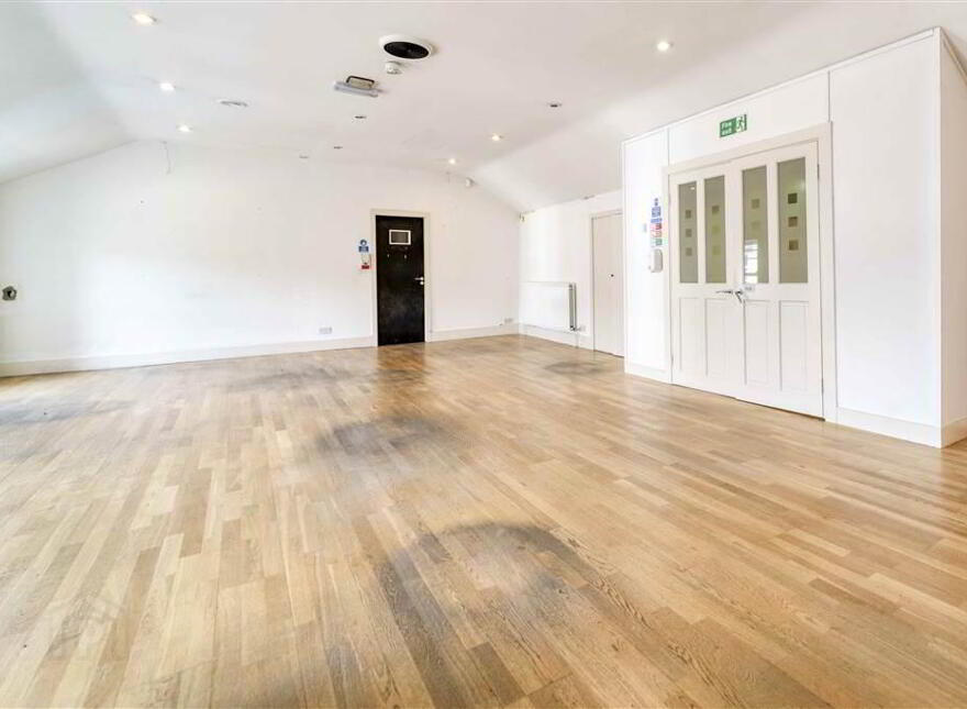 1-3 Ballynahinch Street, Royal Hillsborough, BT26 6AW
