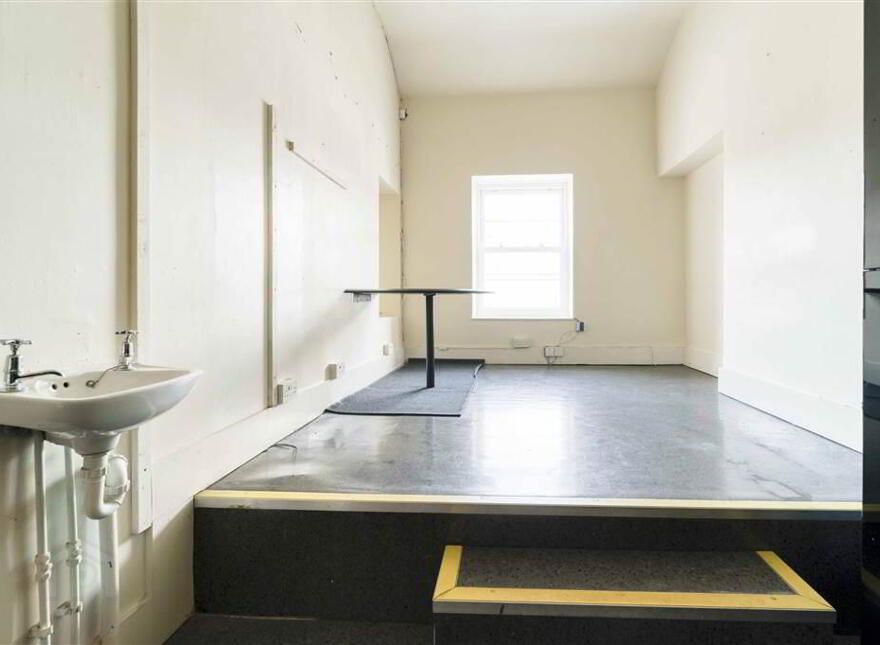 1-3 Ballynahinch Street, Royal Hillsborough, BT26 6AW