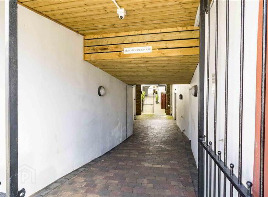 1-3 Ballynahinch Street, Royal Hillsborough, BT26 6AW