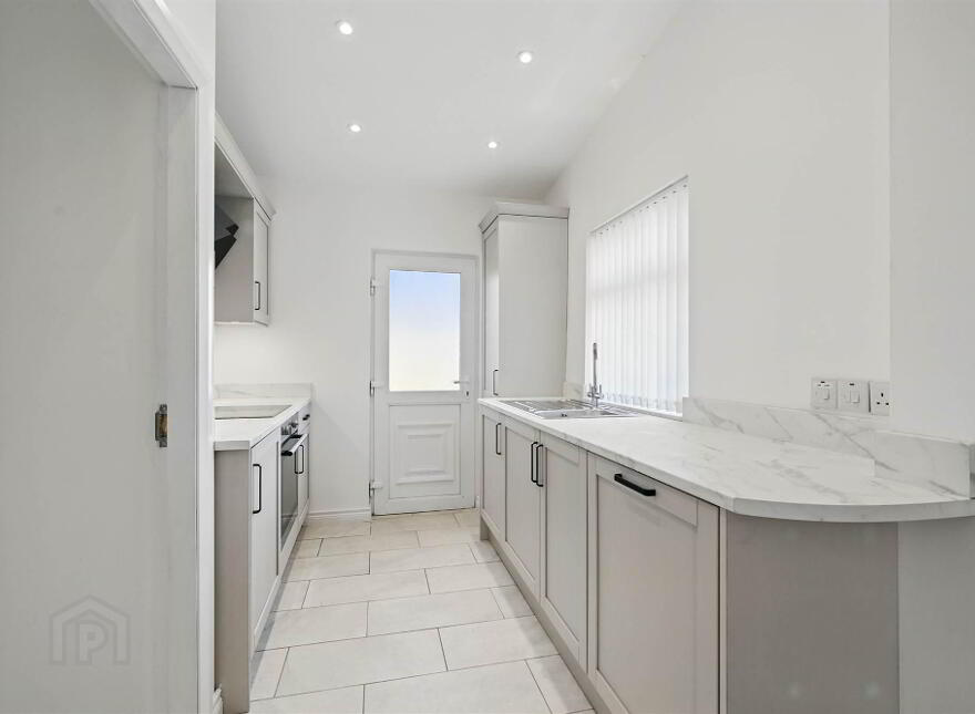 39 Hazelbrook Avenue, Bangor, BT20 3HZ