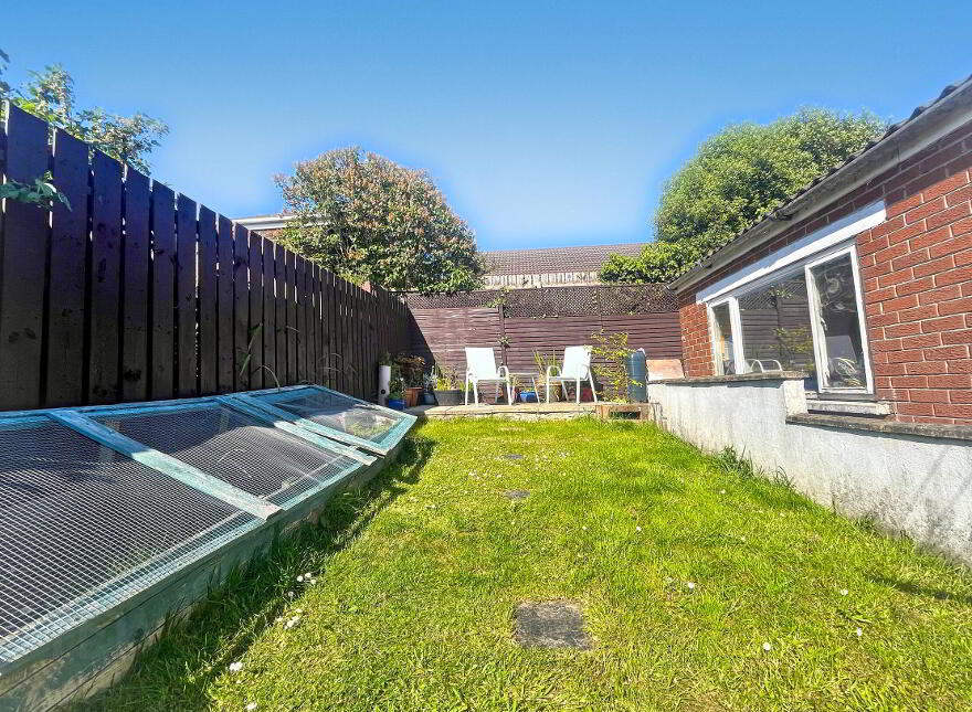 35 Dermott Avenue, Comber, Newtownards, BT23 5JE