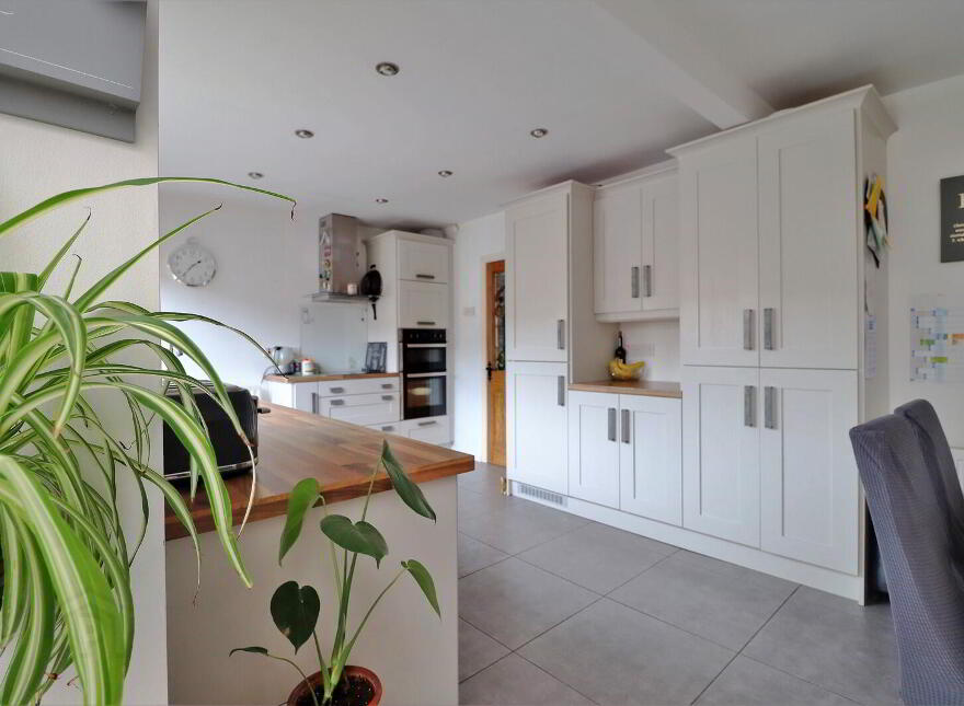 35 Dermott Avenue, Comber, Newtownards, BT23 5JE