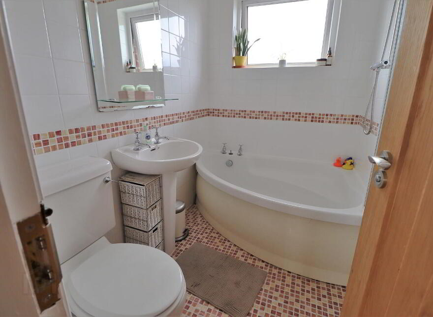 35 Dermott Avenue, Comber, Newtownards, BT23 5JE