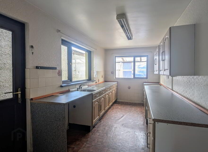 4 Ballycastle Road, Coleraine, BT52 2DY