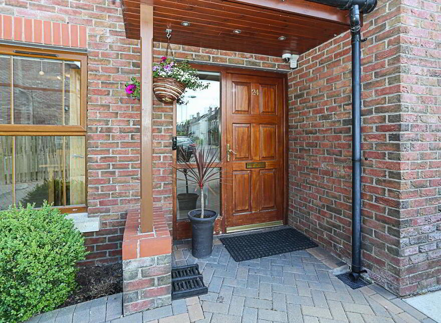 24 Walmer Grove, Bangor, BT19 1GR