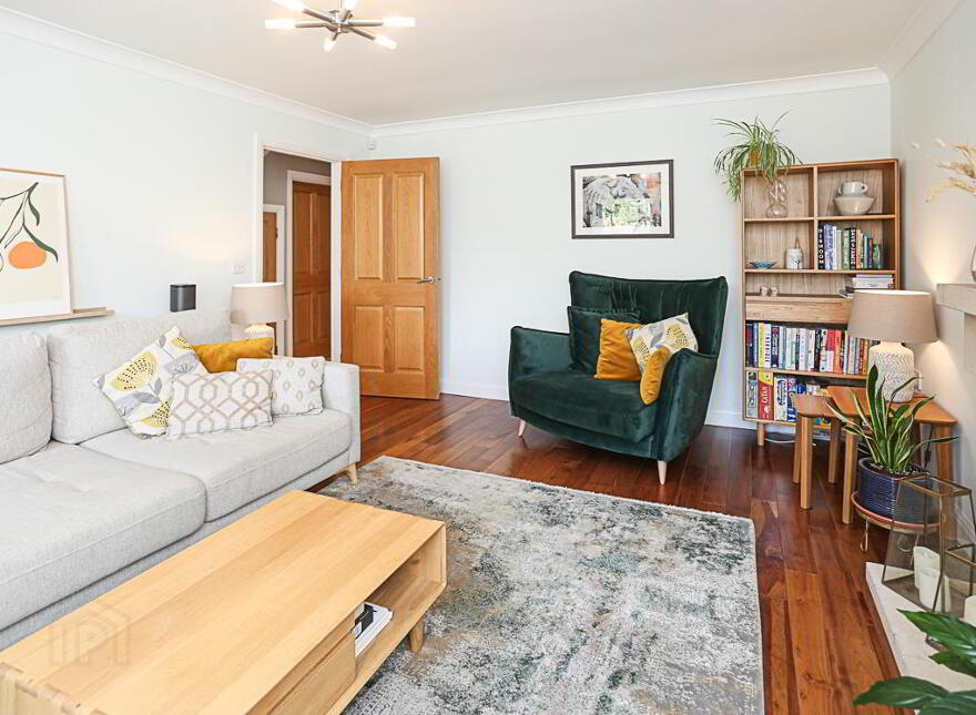 24 Walmer Grove, Bangor, BT19 1GR
