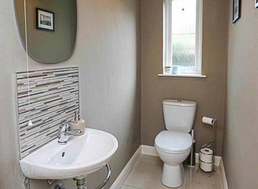 24 Walmer Grove, Bangor, BT19 1GR