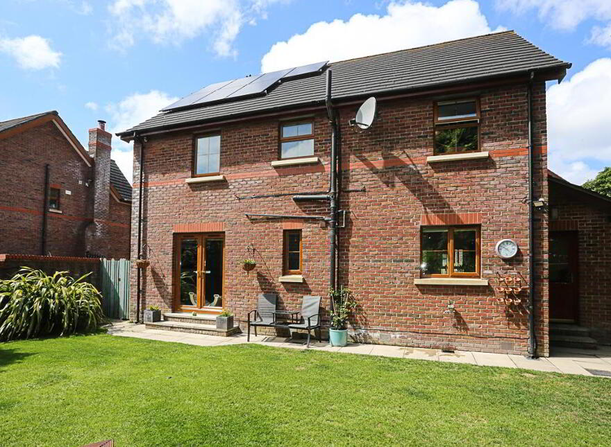 24 Walmer Grove, Bangor, BT19 1GR