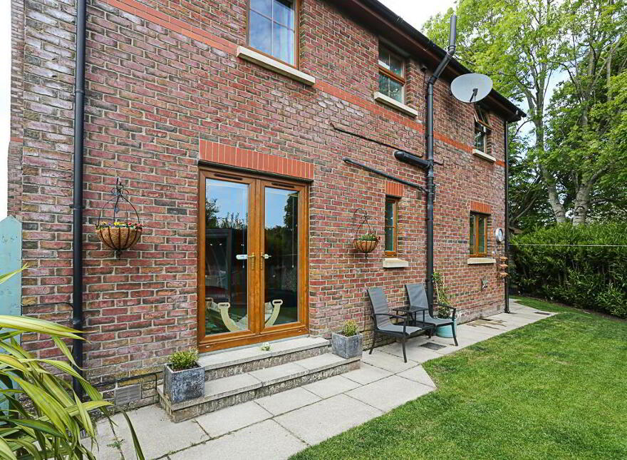 24 Walmer Grove, Bangor, BT19 1GR