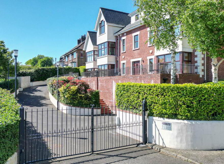 Apt 3, 2 Glencoe Park, Antrim Road, Newtownabbey, BT36 7PT
