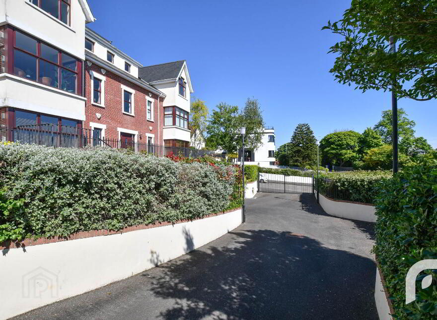 Apt 3, 2 Glencoe Park, Antrim Road, Newtownabbey, BT36 7PT
