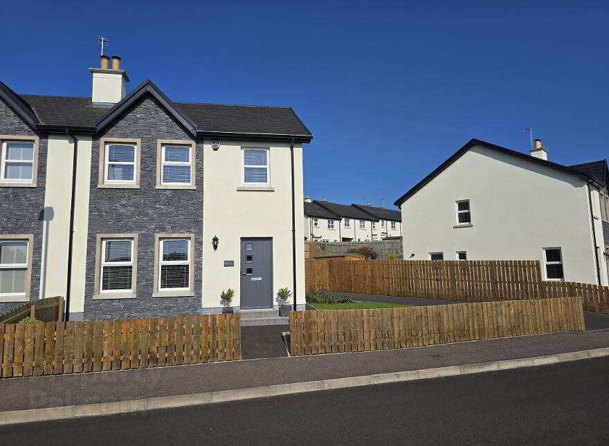 49 Eagry Gardens, Bushmills, BT57 8AU photo