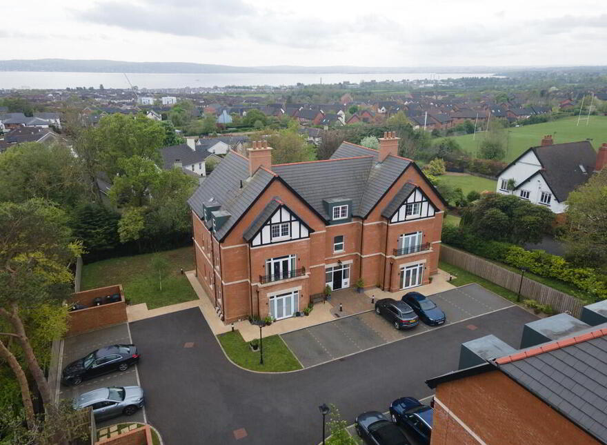 10 Foxbury, Greenisland, Carrickfergus, BT38 8GT