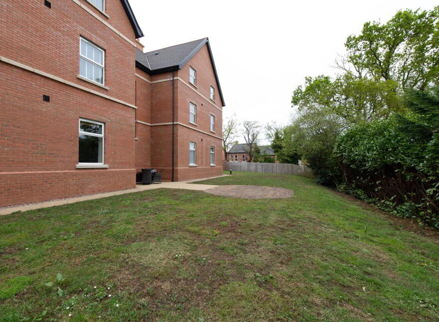 10 Foxbury, Greenisland, Carrickfergus, BT38 8GT