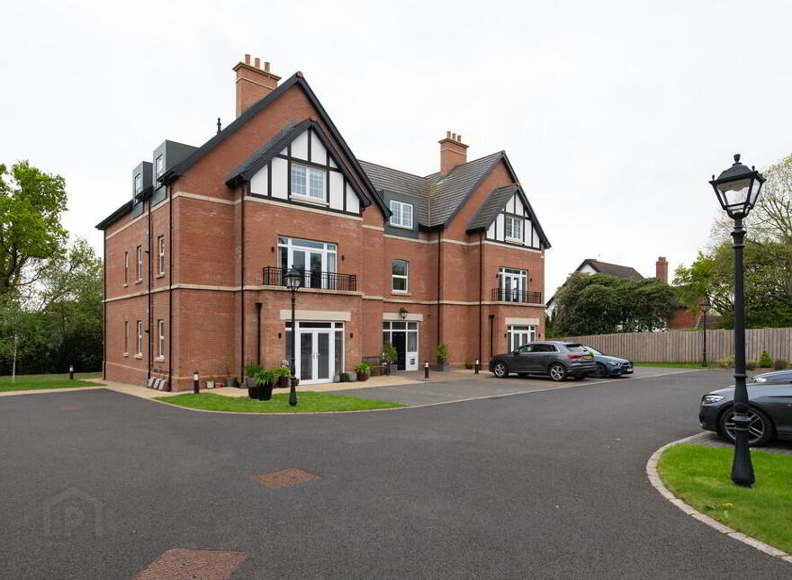 10 Foxbury, Greenisland, Carrickfergus, BT38 8GT