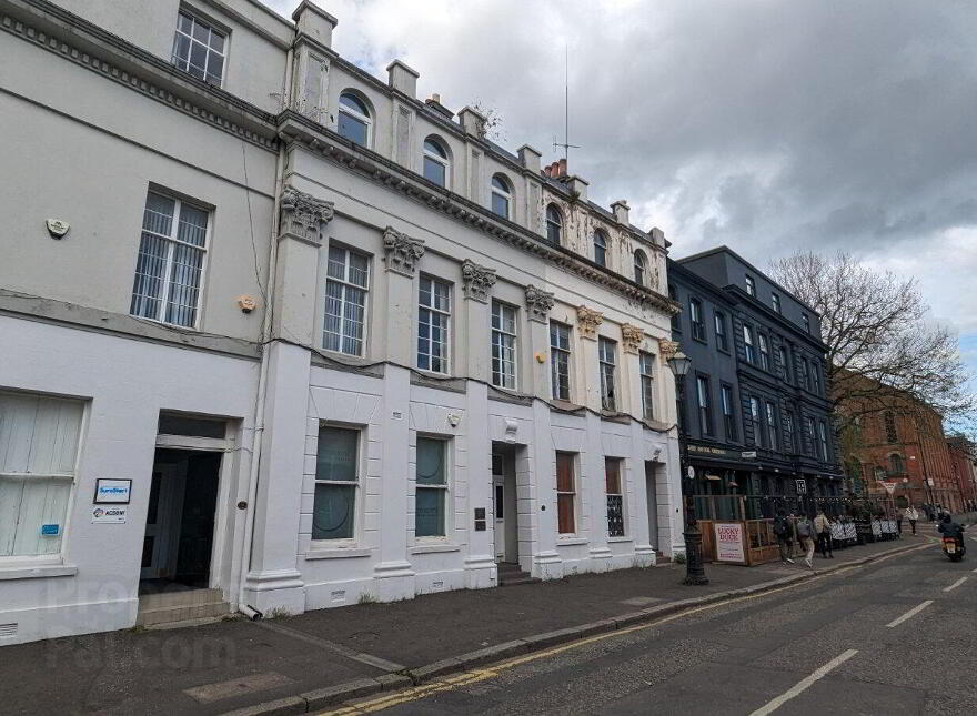 11 Lower Crescent, Belfast, BT7 1NR photo