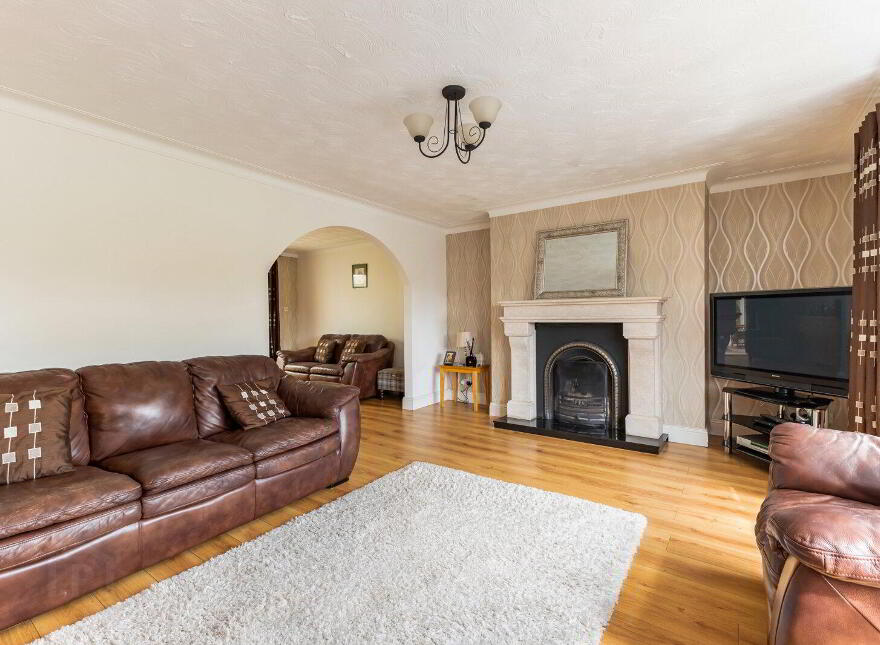 24 Crossgar Road East, Crossgar, Downpatrick, BT30 9ER