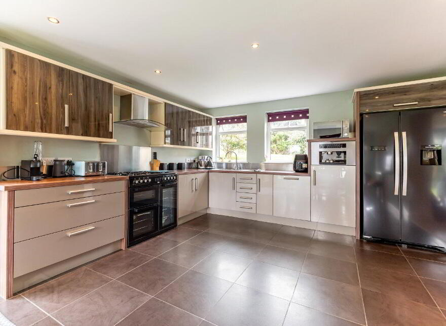 24 Crossgar Road East, Crossgar, Downpatrick, BT30 9ER