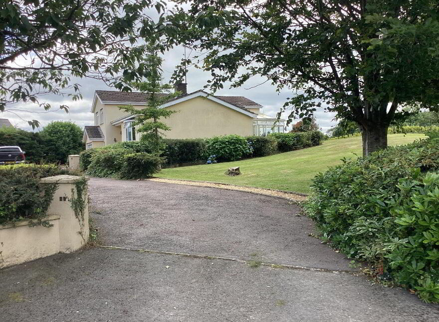 24 Crossgar Road East, Crossgar, Downpatrick, BT30 9ER