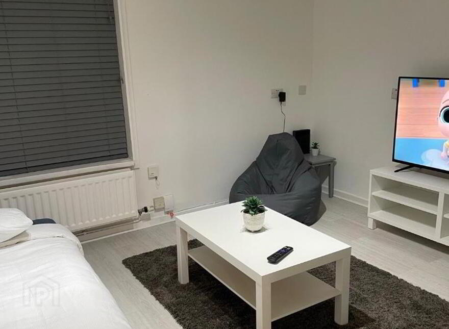 57 Donegall Road, Belfast, BT12 5JL