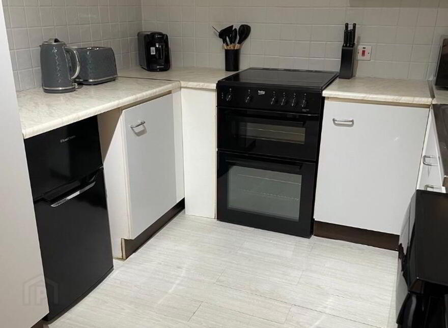 57 Donegall Road, Belfast, BT12 5JL