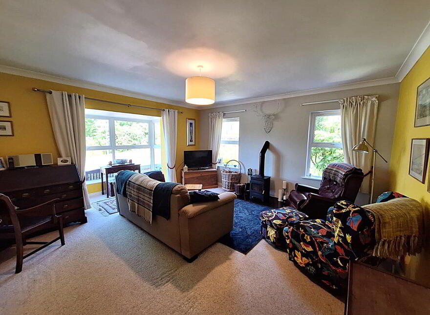 16 Knowehead Hill, Broughshane, Ballymena, BT43 7PD