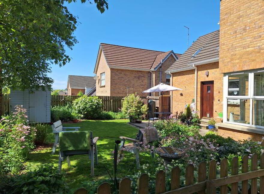16 Knowehead Hill, Broughshane, Ballymena, BT43 7PD